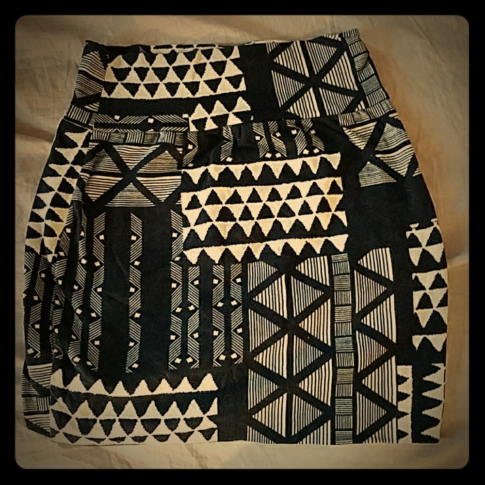 Vintage geometric mini